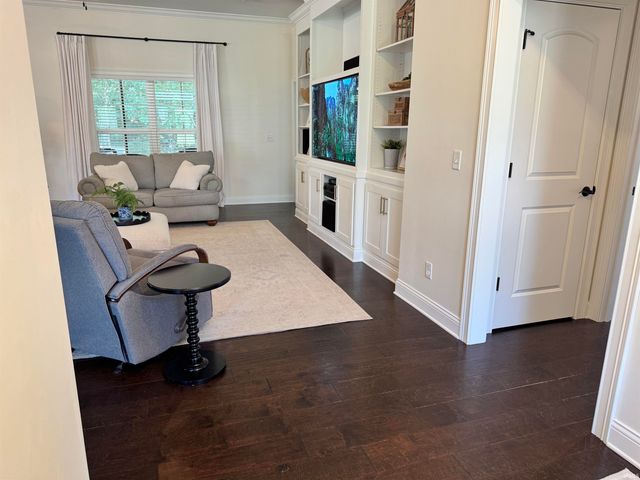 4244 Meadowbrook Lane, Newburgh, IN 47630