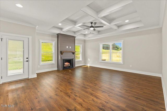 926 Daybreak Crest, Jonesborough, TN 37659