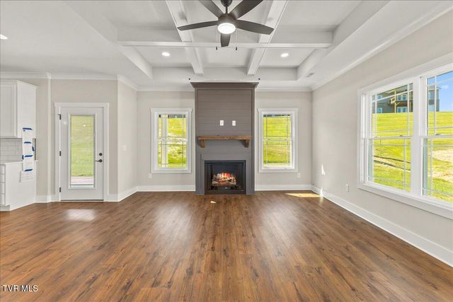 926 Daybreak Crest, Jonesborough, TN 37659