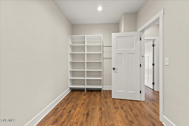 926 Daybreak Crest, Jonesborough, TN 37659