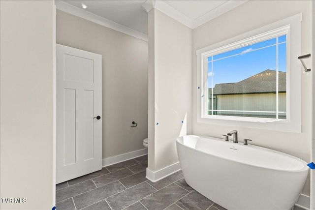 926 Daybreak Crest, Jonesborough, TN 37659