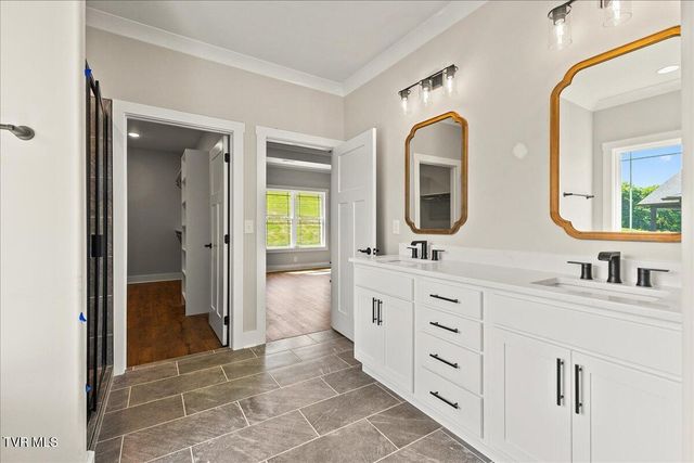 926 Daybreak Crest, Jonesborough, TN 37659
