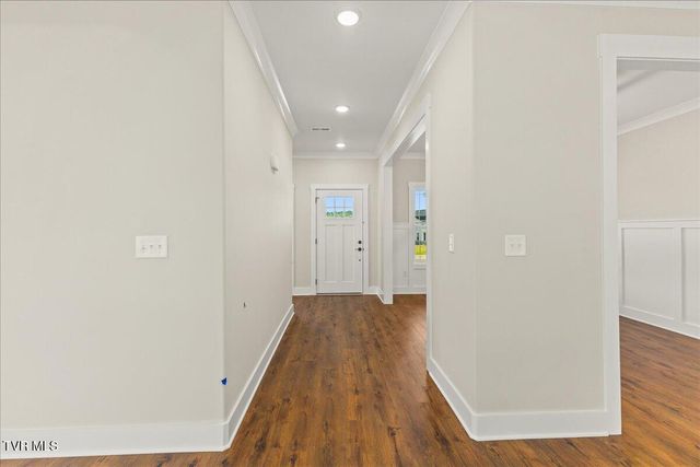 926 Daybreak Crest, Jonesborough, TN 37659