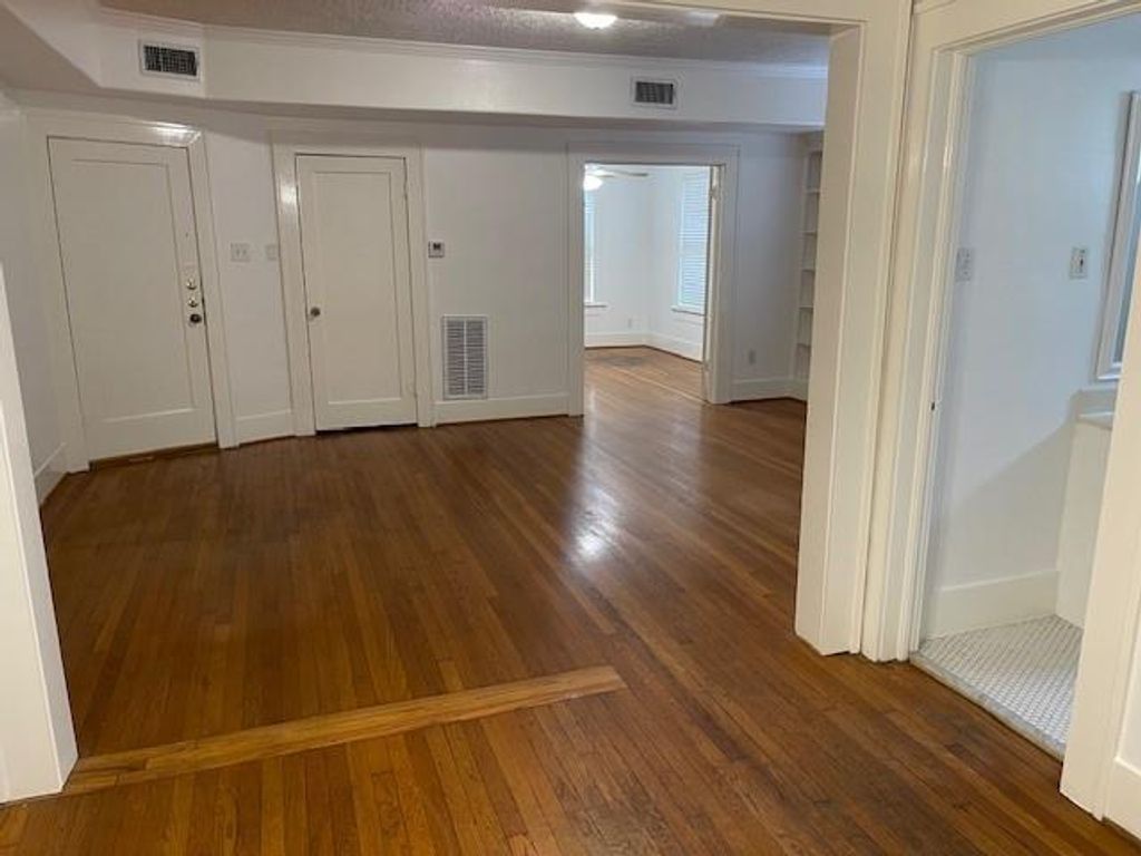 1661 Kipling Street 2, Houston, TX 77006