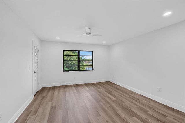 8460 Casa Del Lago, Boca Raton, FL 33433