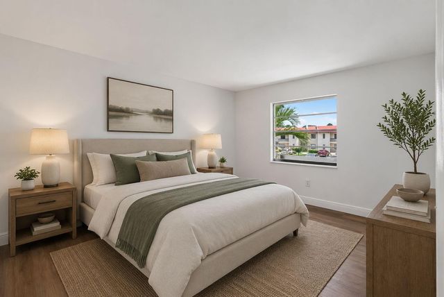 8460 Casa Del Lago, Boca Raton, FL 33433