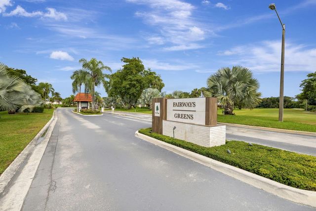8460 Casa Del Lago, Boca Raton, FL 33433