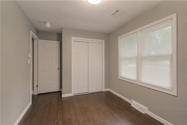 8511 E 110th Terrace, Kansas City, MO 64134