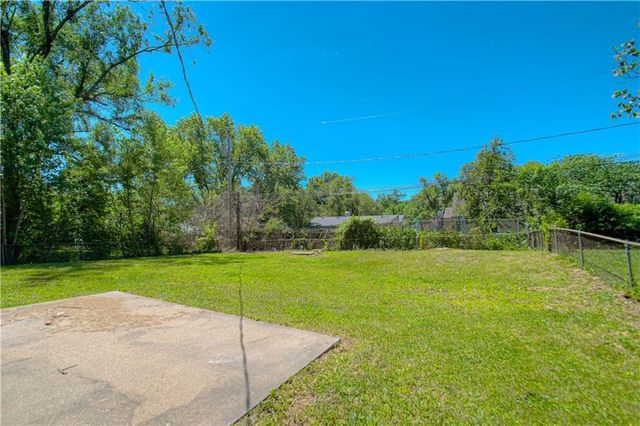 8511 E 110th Terrace, Kansas City, MO 64134