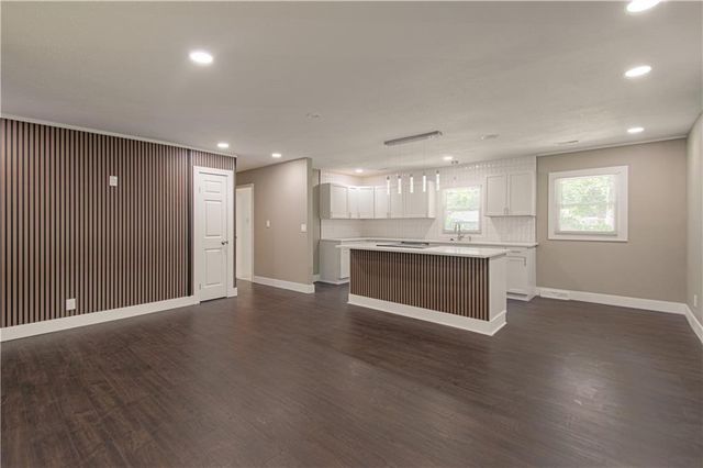 8511 E 110th Terrace, Kansas City, MO 64134