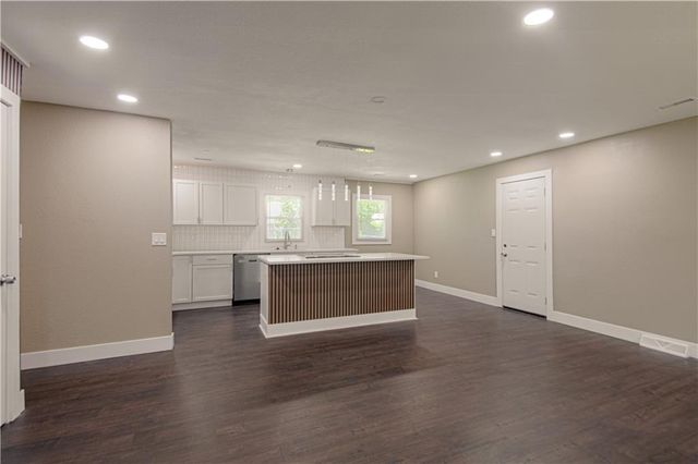 8511 E 110th Terrace, Kansas City, MO 64134