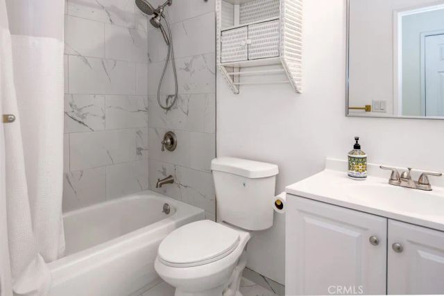 23531 Via Barra, Valencia, CA 91355