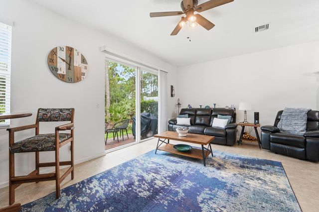 6128 SE Portofino Circle 104, Hobe Sound, FL 33455