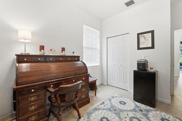 6128 SE Portofino Circle 104, Hobe Sound, FL 33455