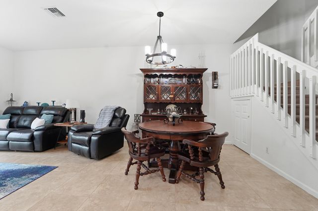 6128 SE Portofino Circle 104, Hobe Sound, FL 33455