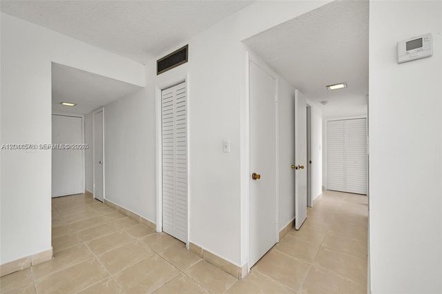 5050 NW 7th St 202, Miami, FL 33126