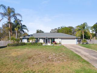 8975 CYPRESSWOOD DRIVE, Lake Wales, FL 33898