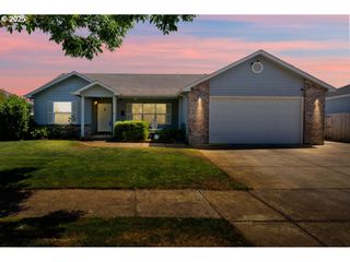 5970 ST HELENA St, Eugene, OR 97402