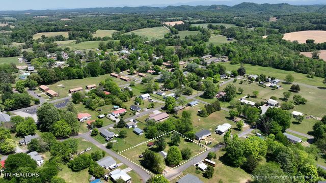 210 2nd Street, Englewood, TN 37329