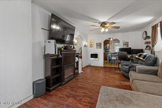 210 2nd Street, Englewood, TN 37329