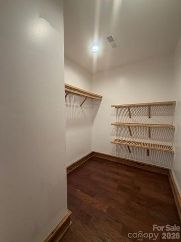 47 Falls Crossing Road, Burnsville, NC 28714