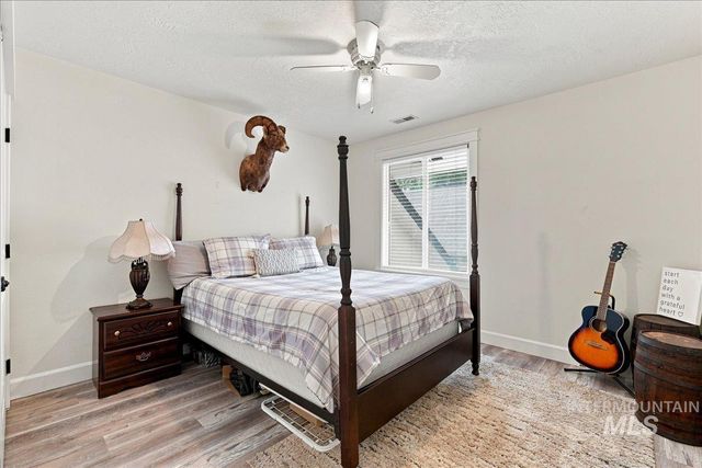 1408 S Sandal Creek Lane, Nampa, ID 83686