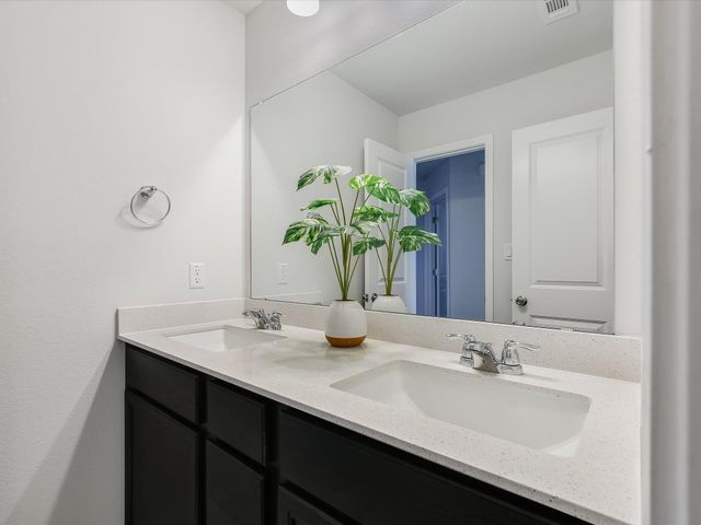 228 W WildSage LN, Liberty Hill, TX 78642