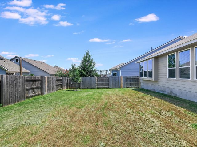 228 W WildSage LN, Liberty Hill, TX 78642