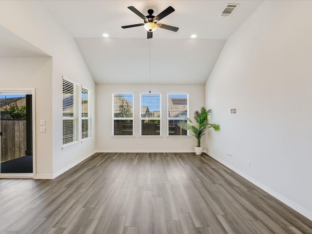 228 W WildSage LN, Liberty Hill, TX 78642