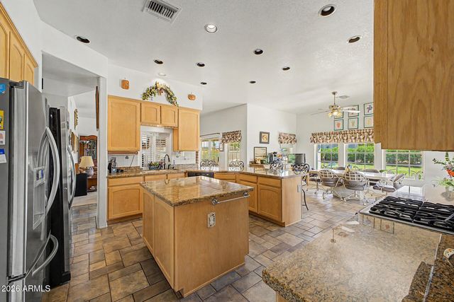 7823 N CITRUS Road, Waddell, AZ 85355