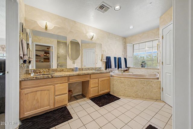 7823 N CITRUS Road, Waddell, AZ 85355