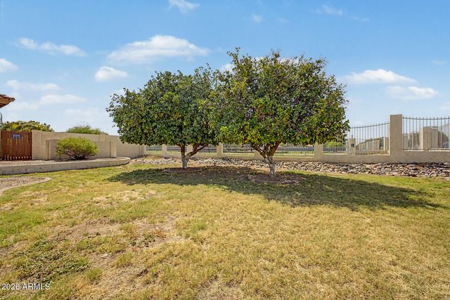 7823 N CITRUS Road, Waddell, AZ 85355