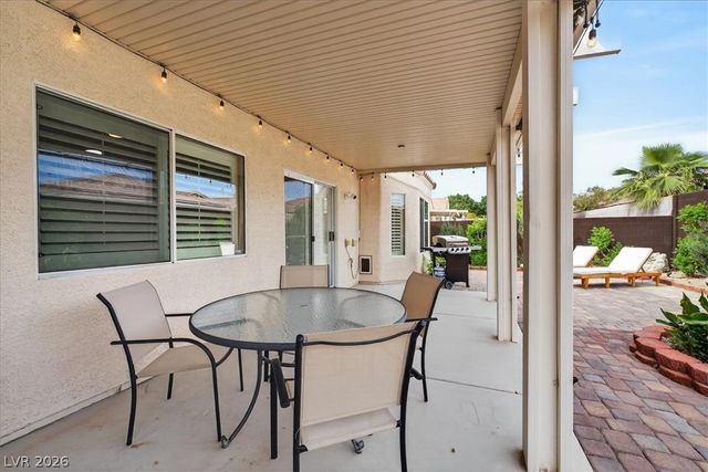 6808 Hazelnut Garden Street, Las Vegas, NV 89131