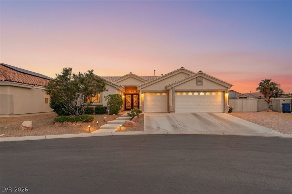 6808 Hazelnut Garden Street, Las Vegas, NV 89131