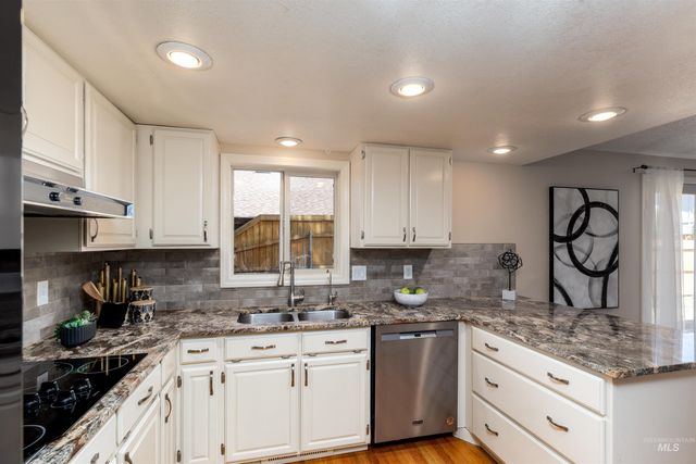409 S Old Quarry Way, Boise, ID 83709