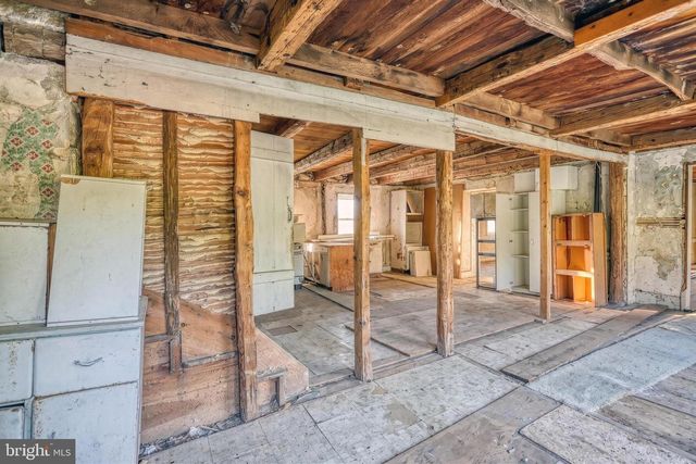 57 METZ LN, New Bloomfield, PA 17068