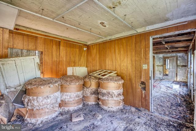 57 METZ LN, New Bloomfield, PA 17068