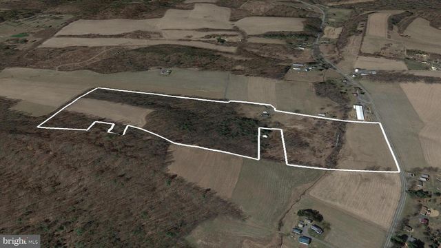 57 METZ LN, New Bloomfield, PA 17068