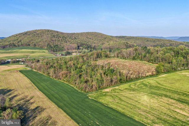 57 METZ LN, New Bloomfield, PA 17068