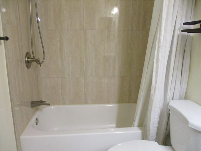 22053 PALMS Way 203, Boca Raton, FL 33433