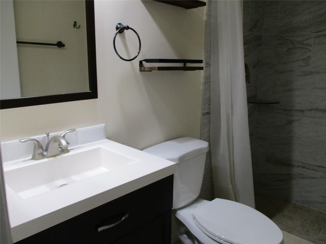 22053 PALMS Way 203, Boca Raton, FL 33433