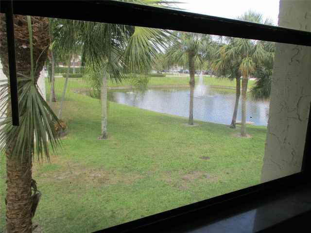 22053 PALMS Way 203, Boca Raton, FL 33433