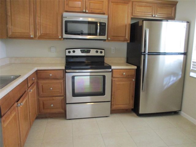 22053 PALMS Way 203, Boca Raton, FL 33433