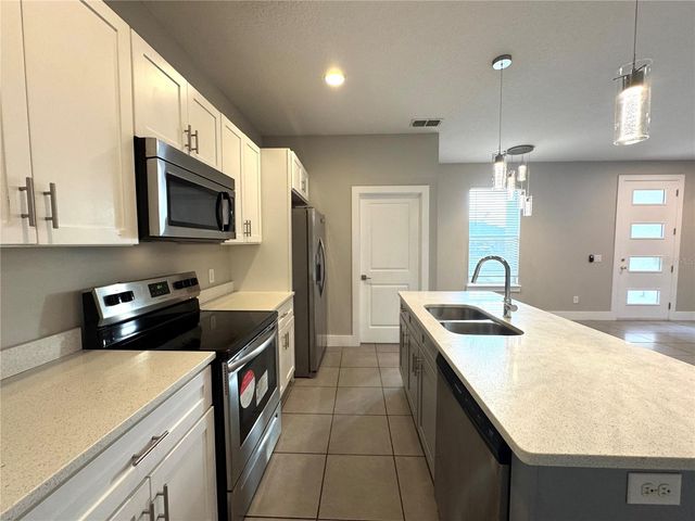 9 ORCHID LANE, Kissimmee, FL 34759