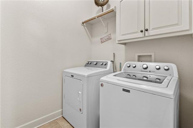 4304 NE Park Springs Drive, Lee's Summit, MO 64064