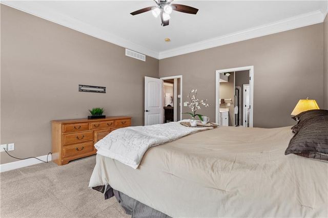 4304 NE Park Springs Drive, Lee's Summit, MO 64064