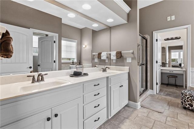 4304 NE Park Springs Drive, Lee's Summit, MO 64064