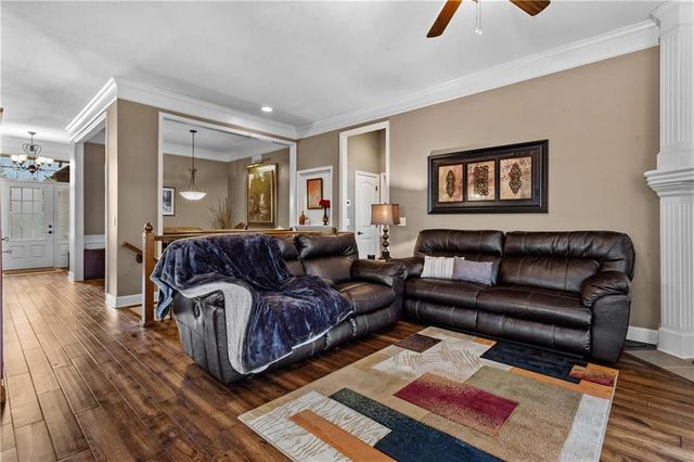 4304 NE Park Springs Drive, Lee's Summit, MO 64064