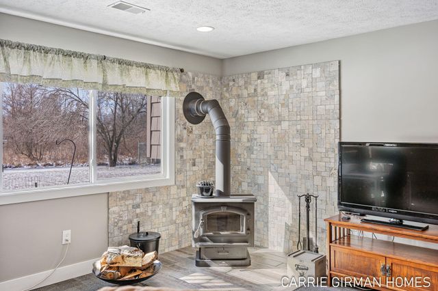 4144 Spring Meadow Drive, Overisel Twp, MI 49419