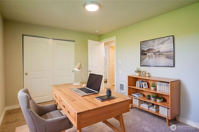 5027 SLEATER KINNEY Road NE, Olympia, WA 98506